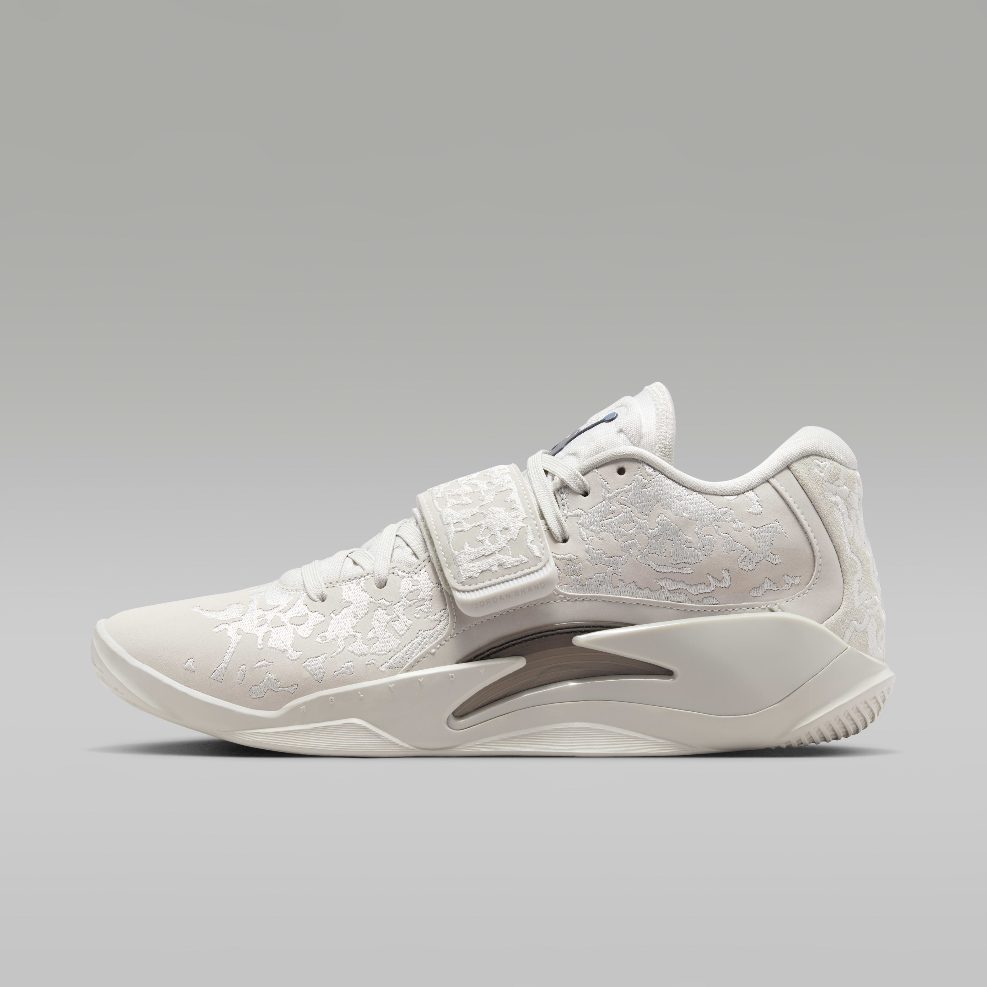 Nike white summer shoes hot sale
